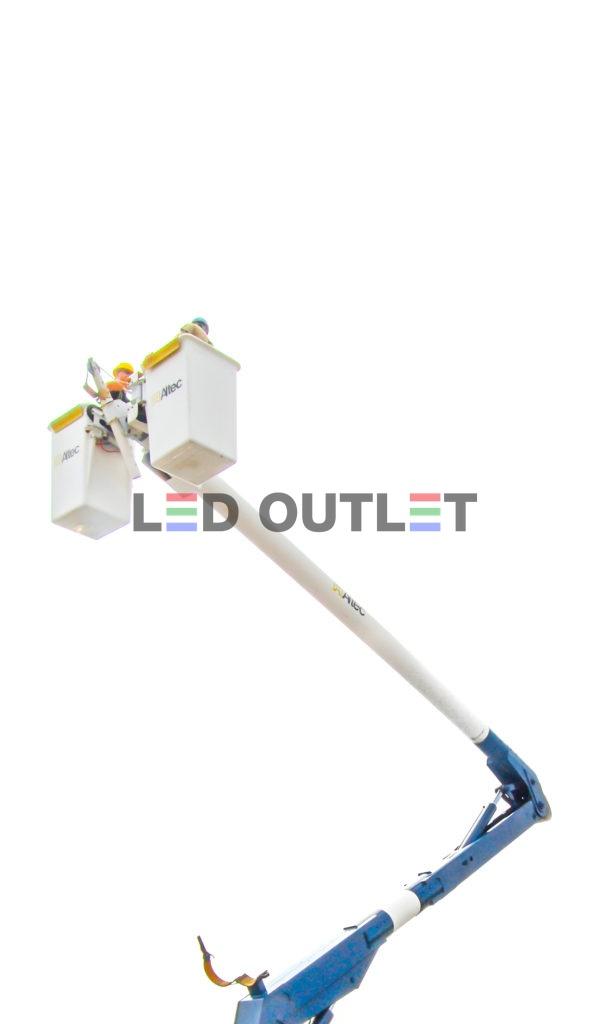 LED Outlet bucket truck for sign and lighting work
